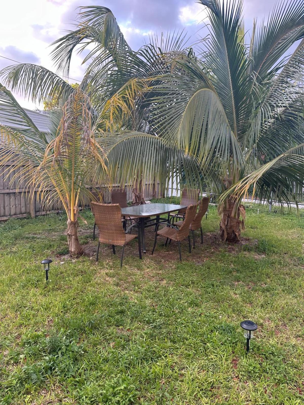 104 Mixed Shared Rooms Central, Friendly, Affordable Miami Bagian luar foto